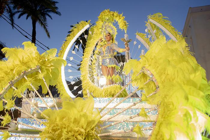 CARNAVAL DE �GUILAS