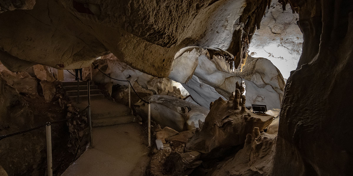 Cueva del Puerto