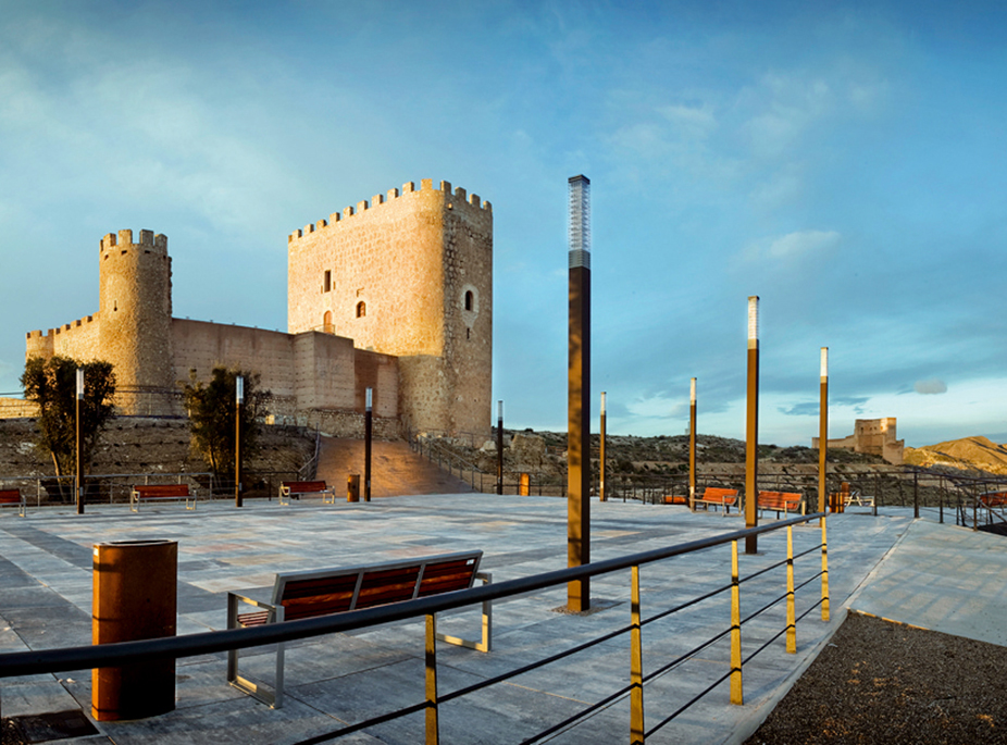 CH�TEAU DE JUMILLA