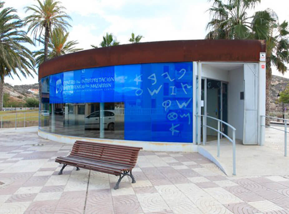FENICIOS, ROMANOS Y PIRATAS