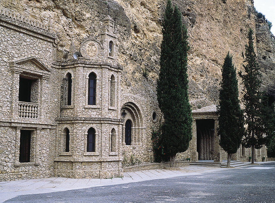 <i>VIRGEN DE LA ESPERANZA</i>