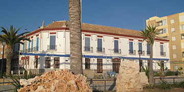 Los Alc�zares