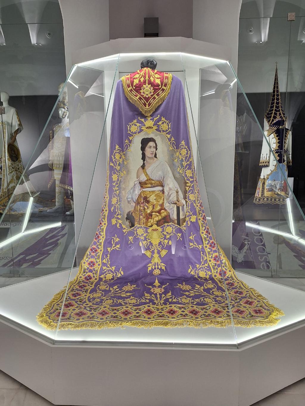 MUBBLA, MUSEO DE BORDADOS PASO BLANCO